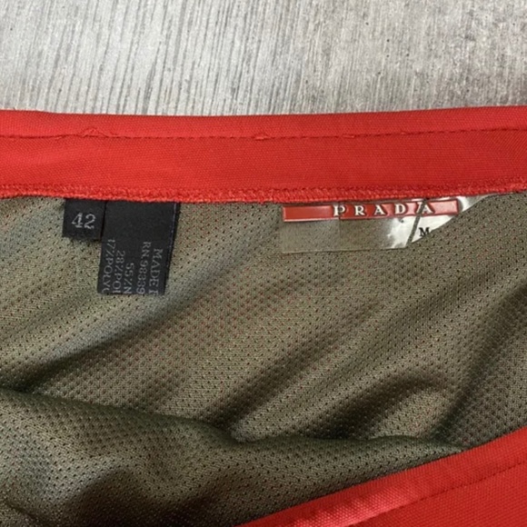 Prada red mini skirt - Picture 7 of 10